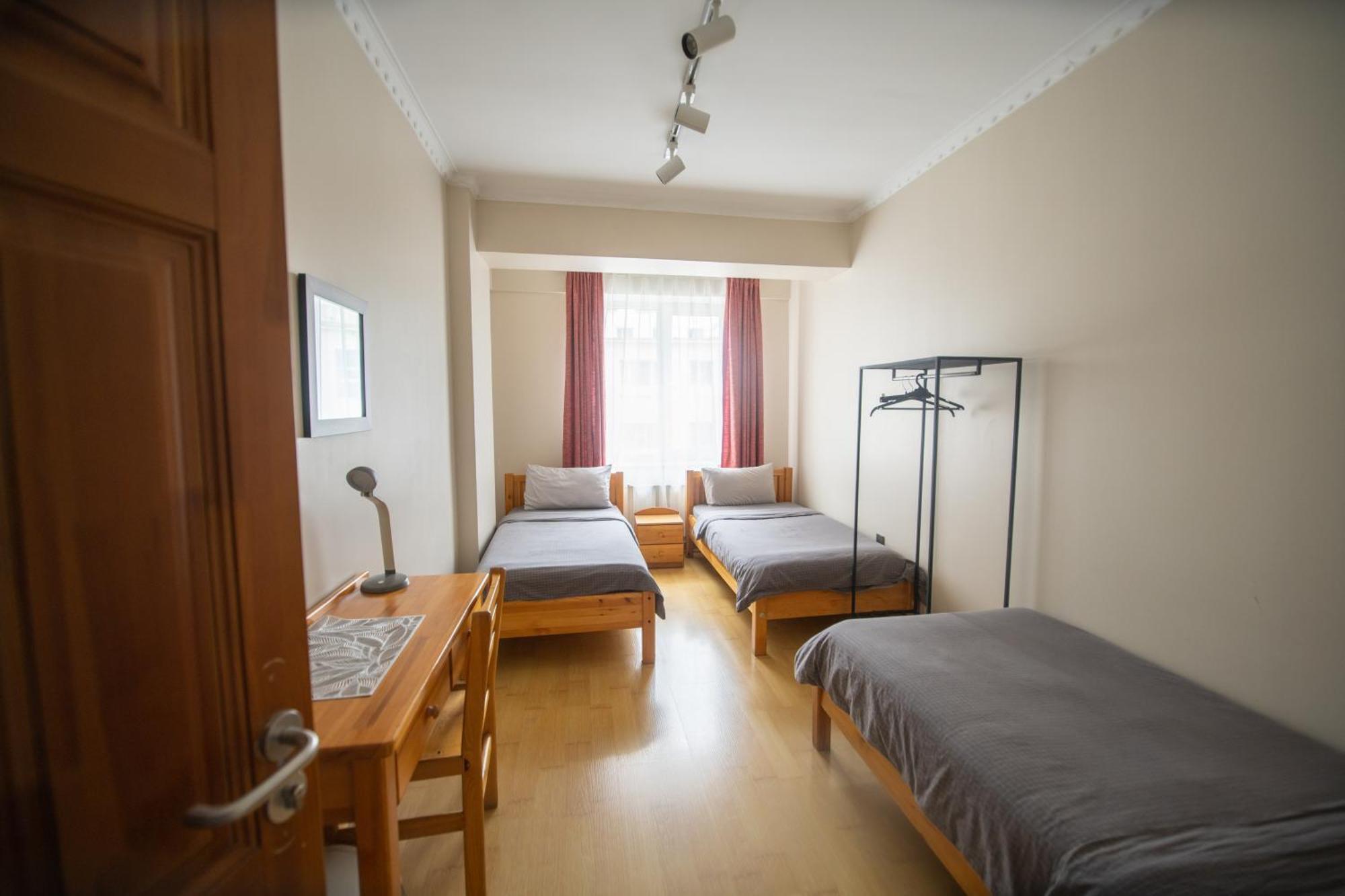 Zaya Hostel Oelan-bator Buitenkant foto