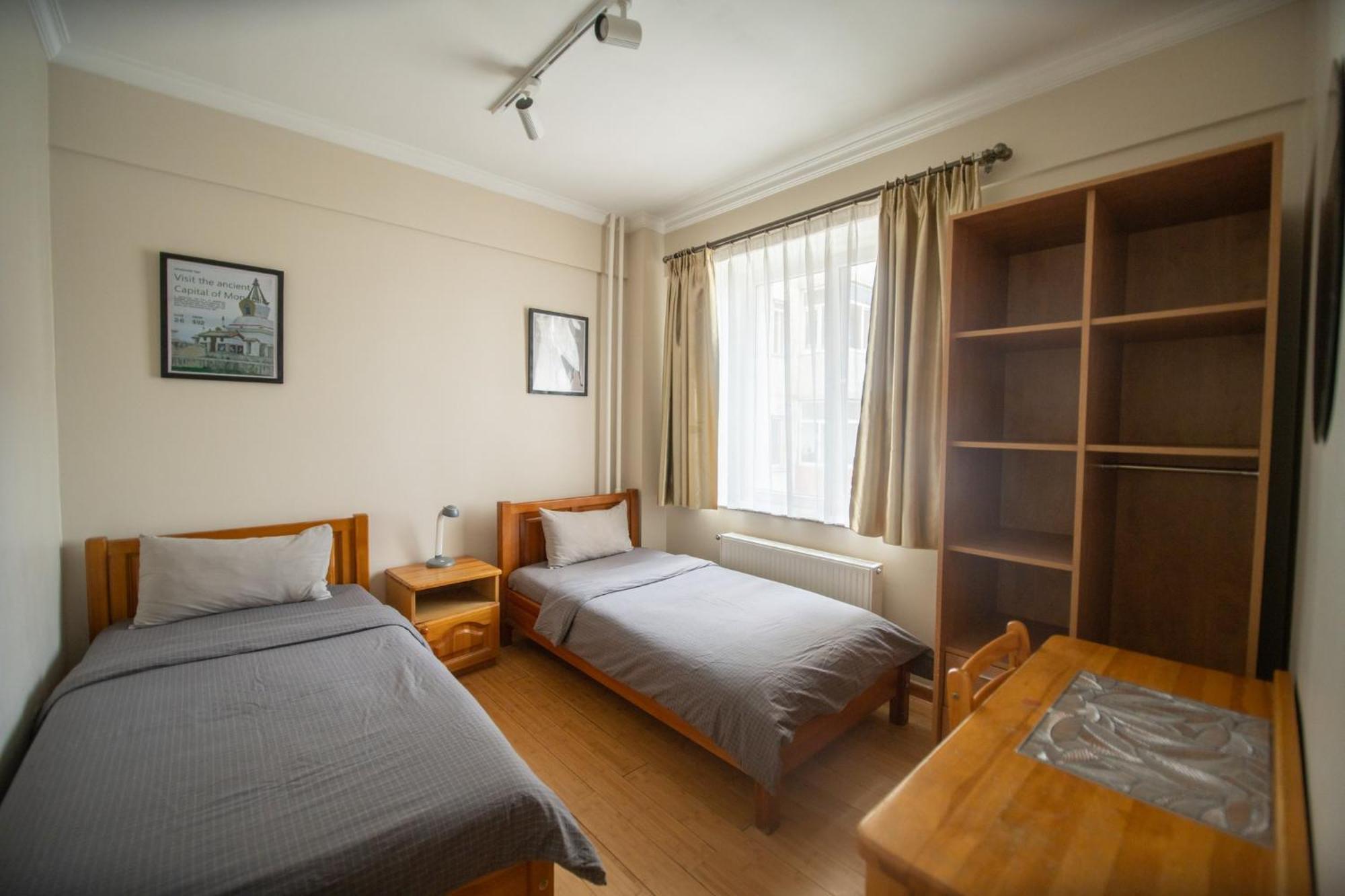 Zaya Hostel Oelan-bator Buitenkant foto