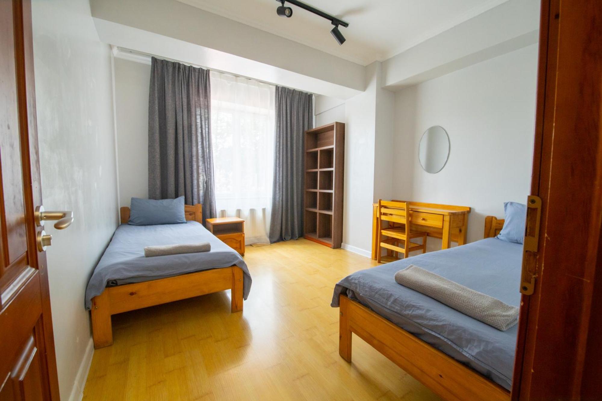 Zaya Hostel Oelan-bator Buitenkant foto