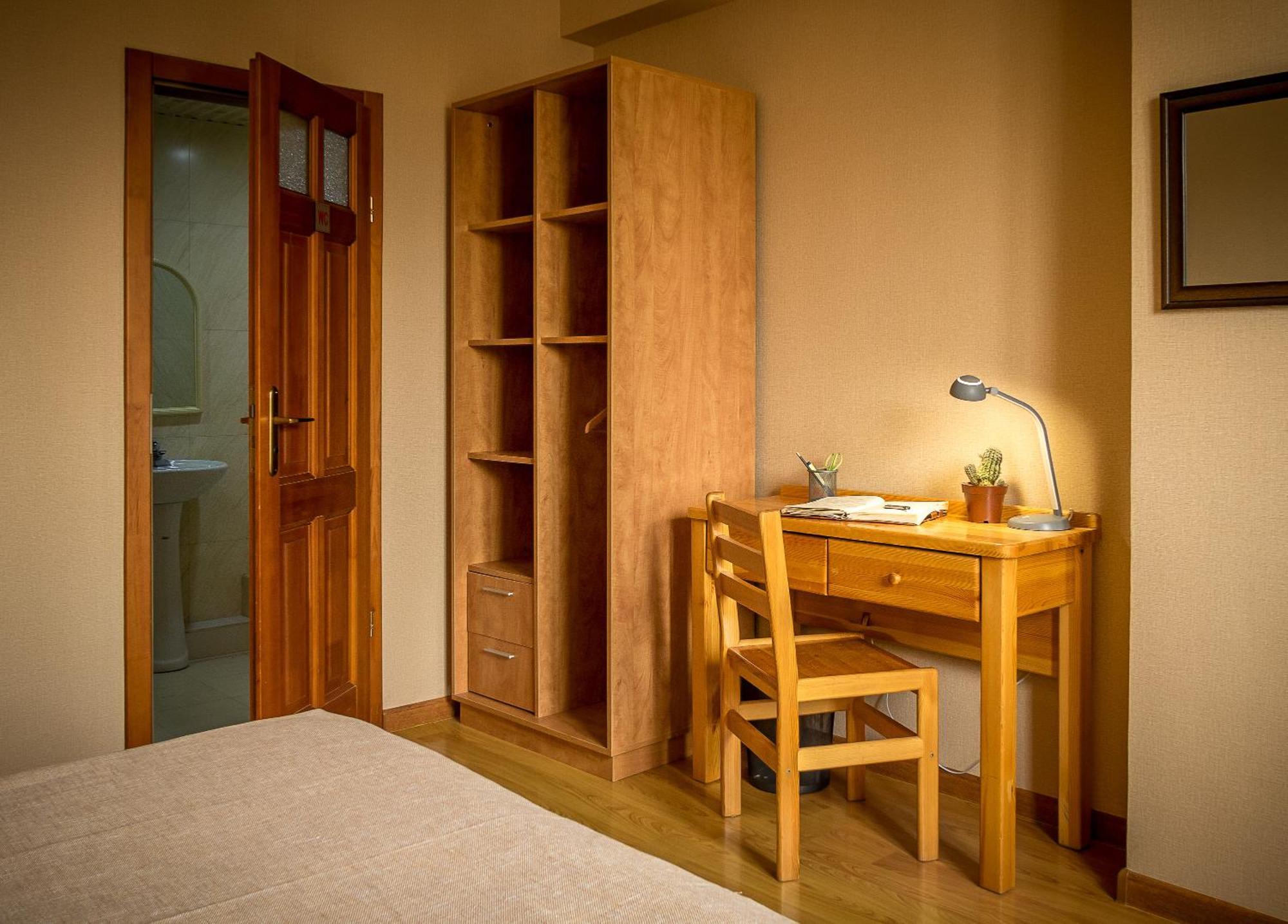 Zaya Hostel Oelan-bator Buitenkant foto