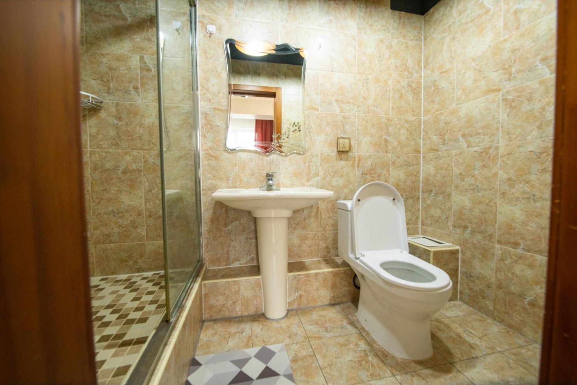 Zaya Hostel Oelan-bator Buitenkant foto