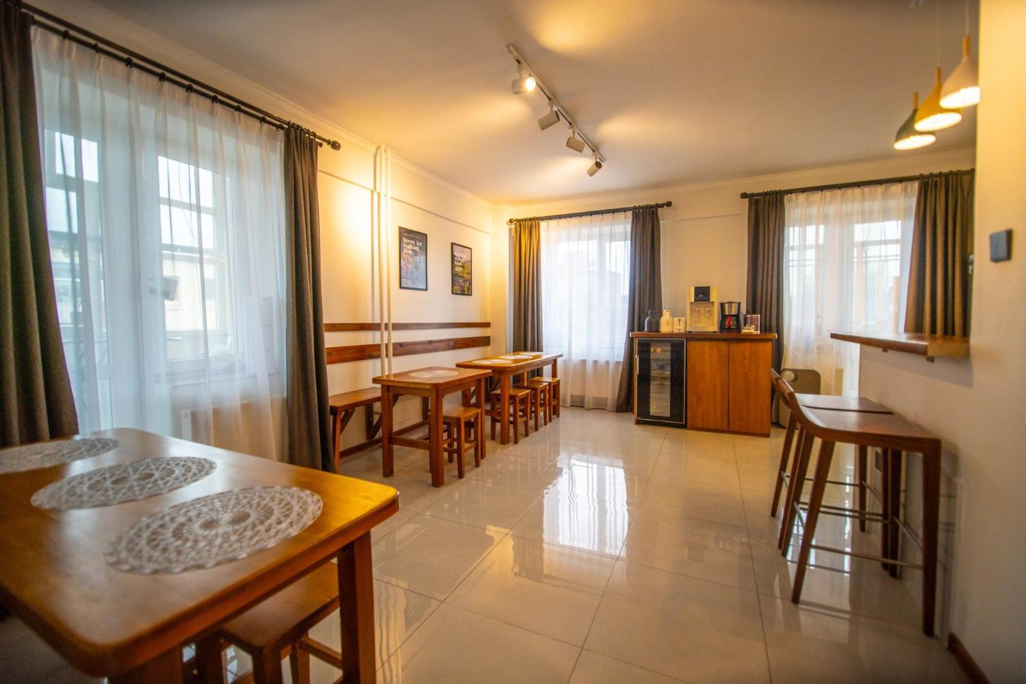 Zaya Hostel Oelan-bator Buitenkant foto
